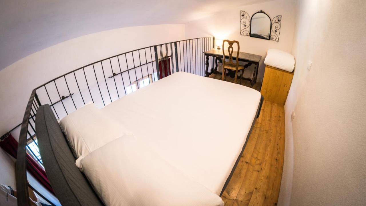 Castel Toblino Apartments Calavino Eksteriør bilde