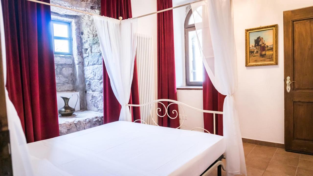 Castel Toblino Apartments Calavino Eksteriør bilde
